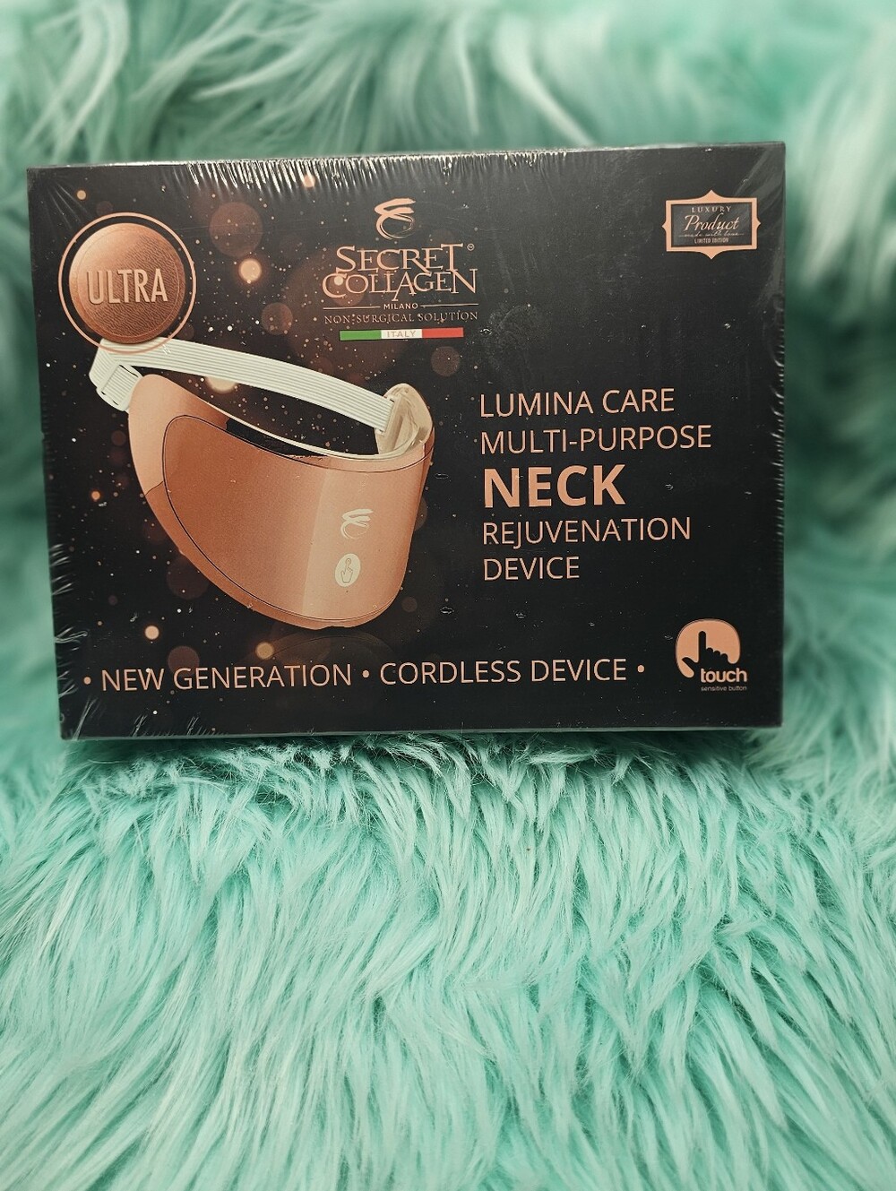 Lumina Care Rejuvenation Device For Neck Rose Gold